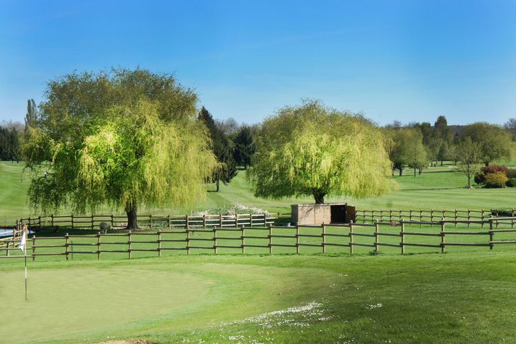 Domaine de Crécy Golfreis, inclusief greenfees bij golftime.nl Domaine de Crécy Golfreis, inclusief greenfees bij golftime.nl